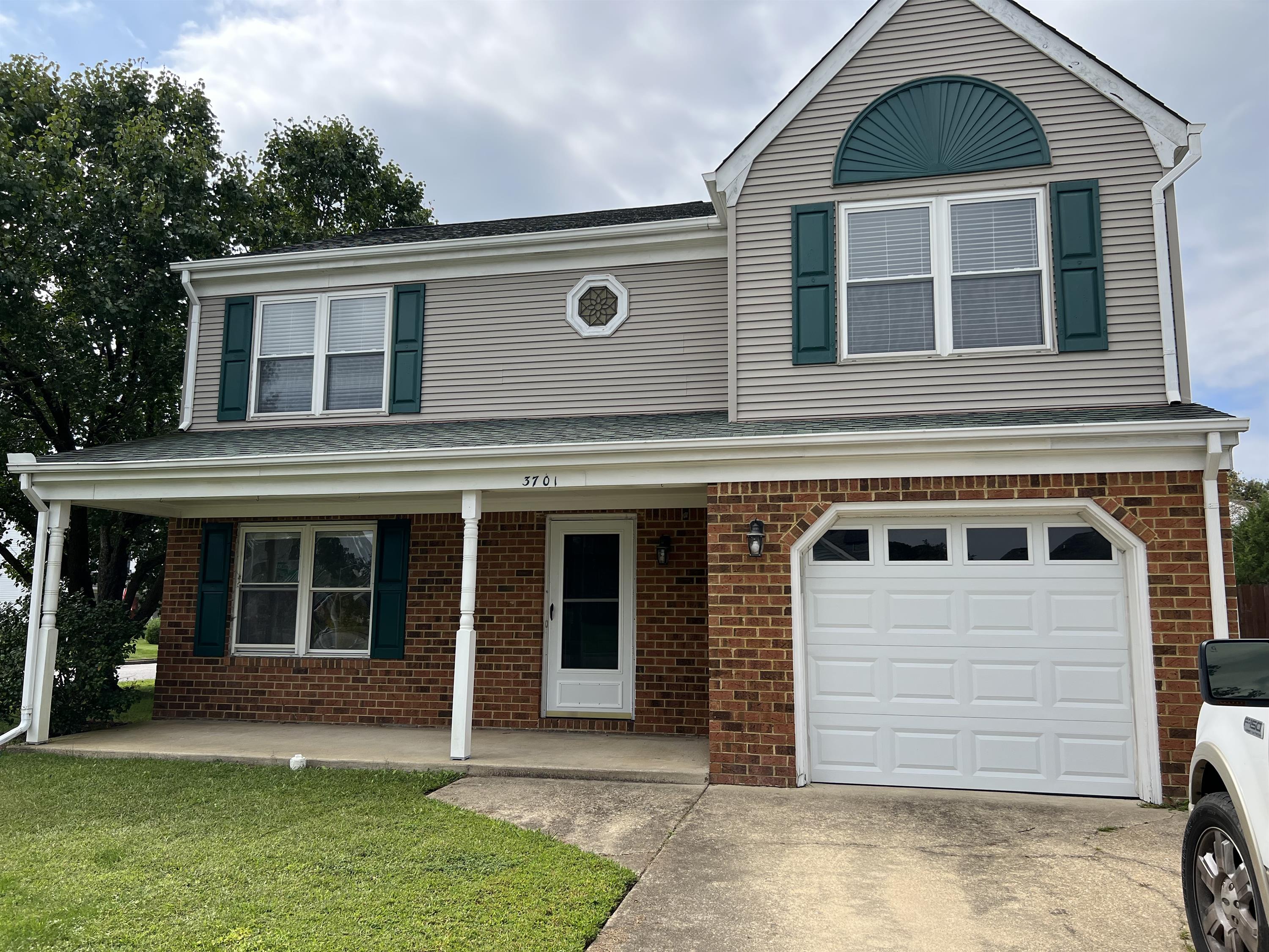 3701 Castlewood Drive